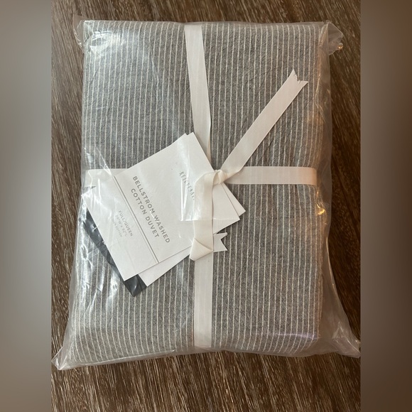 NWT REJUVENATION Bellstrom Full/Queen Duvet Cover and 2 Standard Shams - Picture 7 of 9